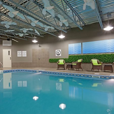 Holiday Inn Express Hotel & Suites Saint - Hyacinthe By Ihg Saint-Hyacinthe Exterior foto