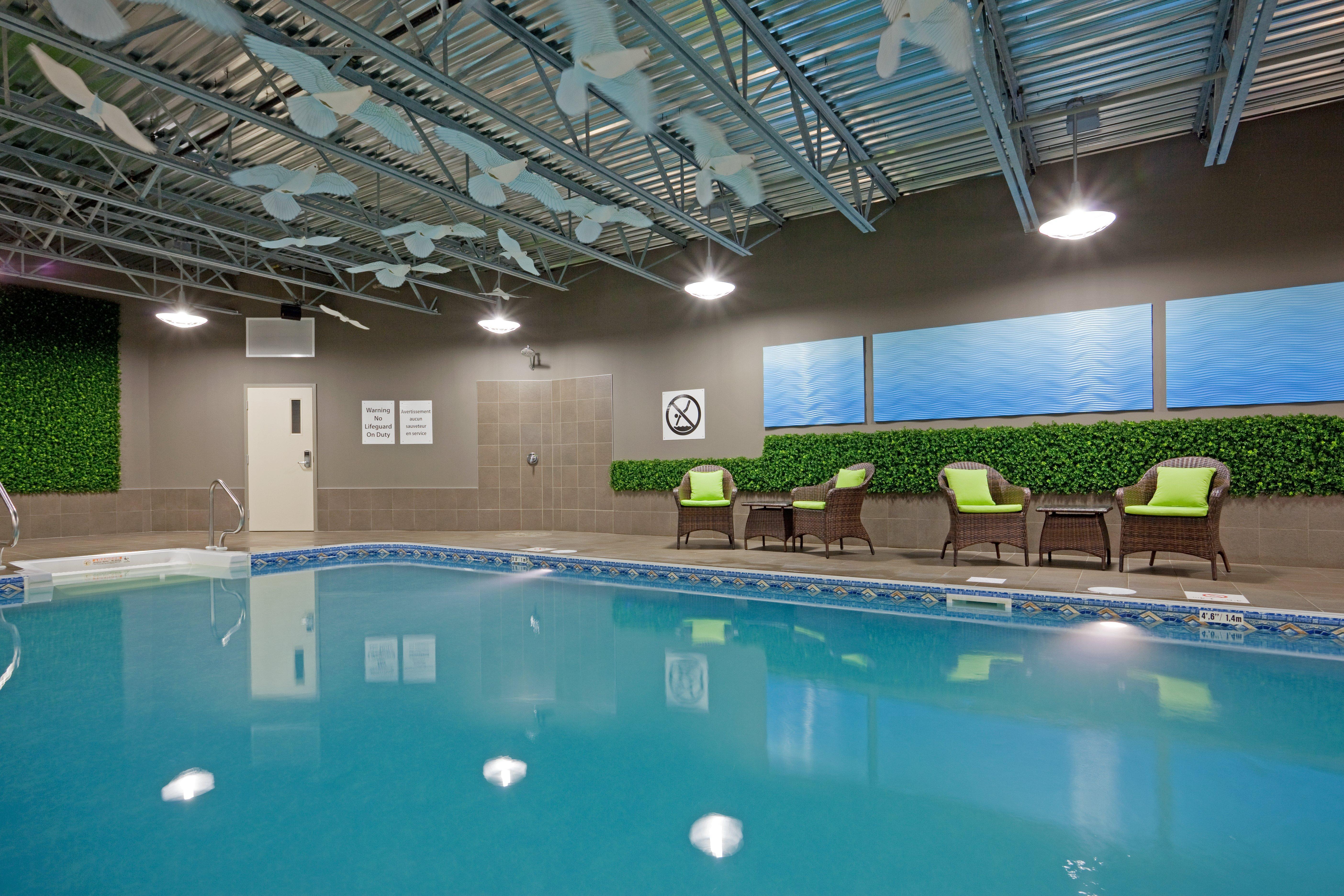 Holiday Inn Express Hotel & Suites Saint - Hyacinthe By Ihg Saint-Hyacinthe Exterior foto